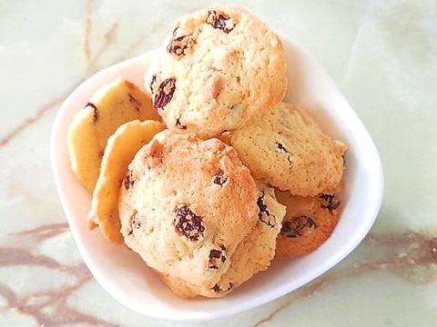 ちょっと大人の…ラム酒入りレーズンクッキー♪